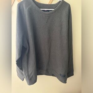 Vineyard Vines sweater